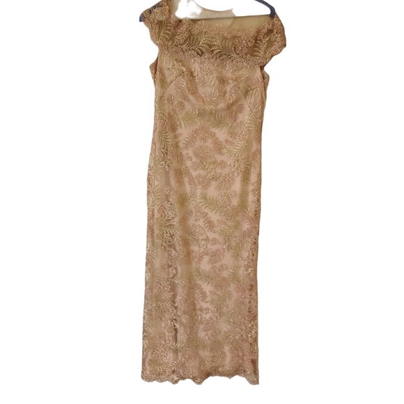Tadashi Shoji Embroidered gown Women's Size 12 Pink/Gold - Picture 2 of 12